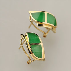 Jade Earring 77