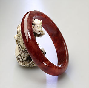 Solid Red Jade Bangle